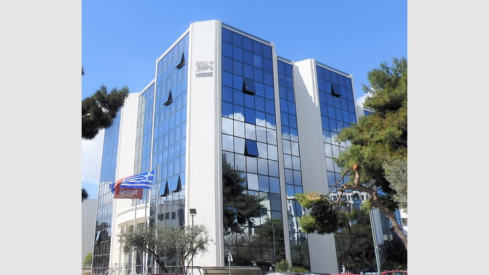 Γαλλία: Η Nestlé παραδέχεται ότι προσέφυγε σε απαγορευμένες μεθόδους αποστείρωσης και φιλτραρίσματος στα μεταλλικά νερά της