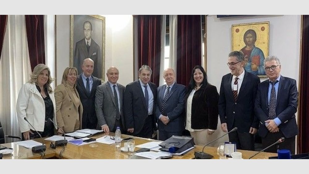 Επαναφέρει το ΕΒΕΠ την πρότασή του για επιβολή &quot;πλαφόν&quot; στους ναύλους διαμετακόμισης