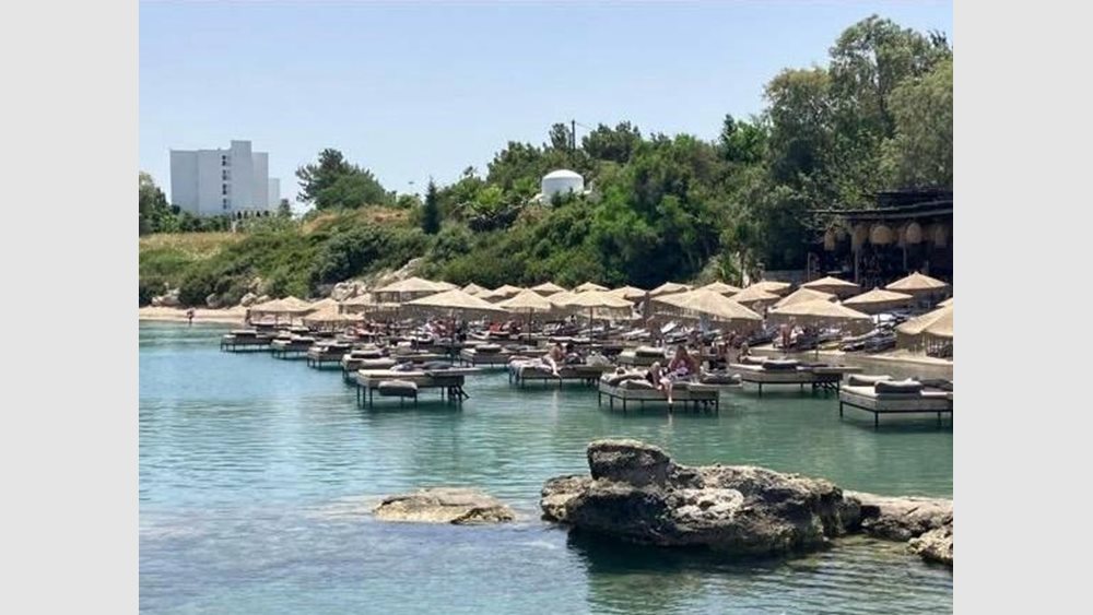 Σφραγίστηκε το μπαρ στην παραλία της Αγίας Μαρίνας Ρόδου