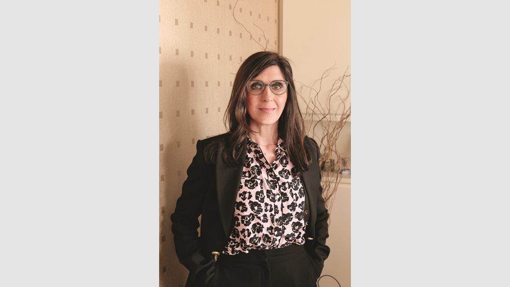 Ανατολή Παταρίδου: Η δύναμη της γυναικείας φύσης στον κόσμο της ιατρικής