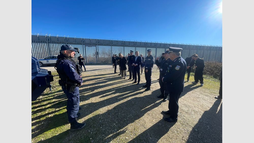 Έβρος: Τον φράχτη στα ελληνοτουρκικά σύνορα επισκέφθηκε ο ΥΠΕΞ της Ολλανδίας