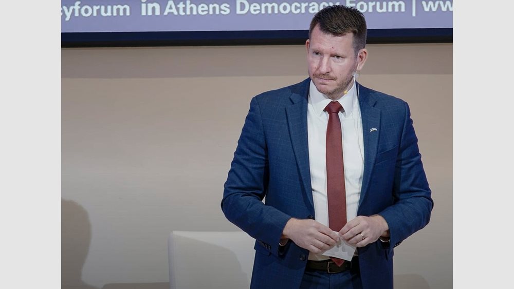 Jonatan Vseviov: Η δημοκρατία σε κρίση - Οι ριζικές αλλαγές που καθορίζουν το μέλλον μας