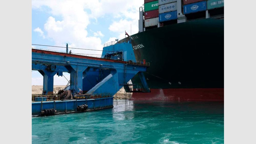 Το Σουέζ δείχνει πόσο ευάλωτος είναι ακόμη και σήμερα ο παγκόσμιος πολιτισμός