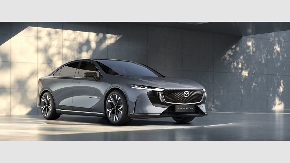 Ποια χώρα &quot;αναγκάζει&quot; την Mazda να συνεχίσει να παράγει θερμικά αυτοκίνητα