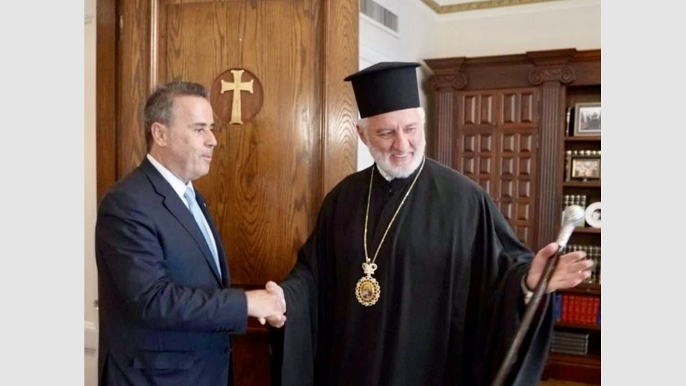 Συνάντηση του Στ. Παπασταύρου, με τον Αρχιεπίσκοπο Αμερικής Ελπιδοφόρο