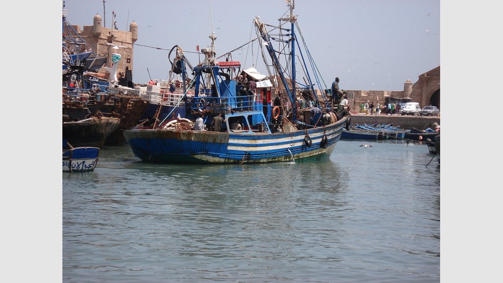 Μαρόκο: Διάσωση 122 μεταναστών από λέμβο που είχε προορισμό τα Κανάρια Νησιά