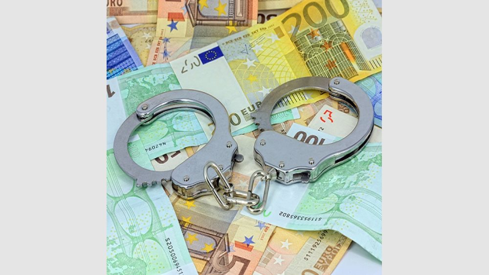 ΕΛΑΣ: Περισσότερα από €4 εκατ. θα ήταν το κέρδος οργάνωσης που καλλιεργούσε κάνναβη σε βίλες