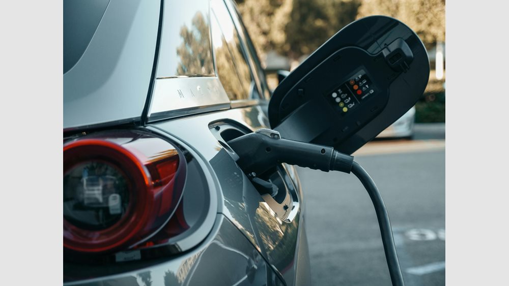 Tesla, BMW και κινεζικές αυτοκινητοβιομηχανίες προσφεύγουν στο Δικαστήριο της ΕΕ κατά των ευρωπαϊκών πρόσθετων δασμών σε ηλεκτρικά οχήματα
