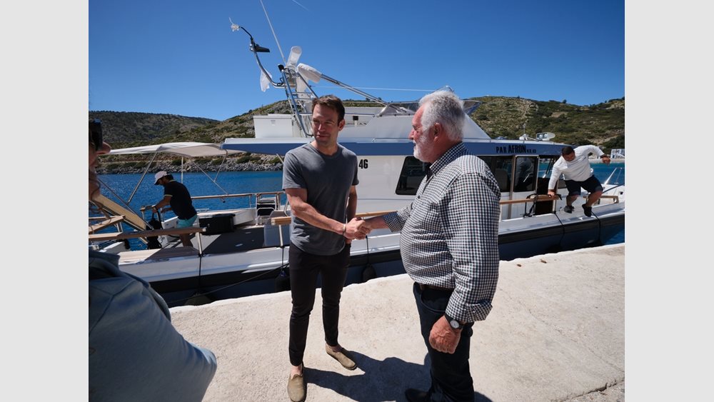 Στ. Κασσελάκης: Ο κόσμος αγκομαχά, δεν ζει στον &quot;παράδεισο&quot; που παρουσιάζει η κυβέρνηση