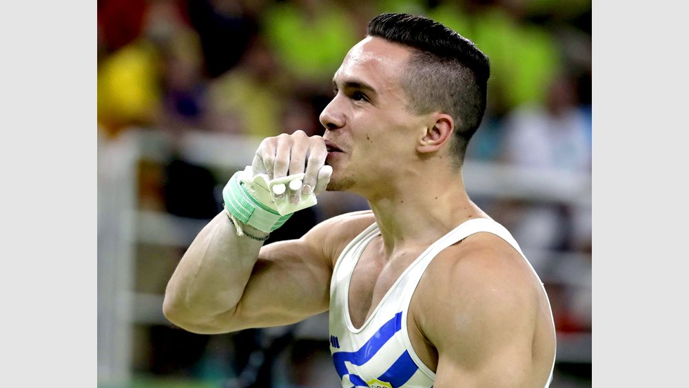 Συγχαρητήρια του ΠΑΣΟΚ στον &quot;χρυσό&quot; Λευτέρη Πετρούνια