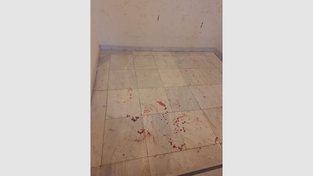 Επίθεση κουκουλοφόρων σε εκδήλωση στη Νομική - Στο νοσοκομείο με σοβαρά τραύματα μεταπτυχιακός φοιτητής