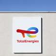 TotalEnergies: Deal για πώληση του 50% του χαρτοφυλακίου ηλιακής ενέργειας στη Β. Αμερική - Στα $950 εκατ. το τίμημα