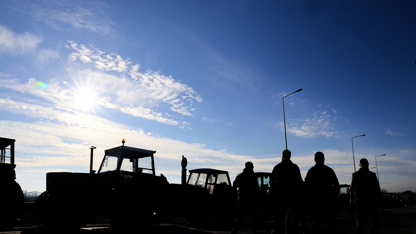 Ιωάννινα: Κλιμακώνουν τις κινητοποιήσεις οι αγρότες - Νέα συγκέντρωση στον κόμβο Καλπακίου