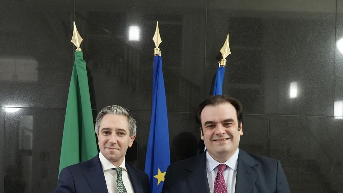 Συνάντηση Κ. Πιερρακάκη με τον Ιρλανδό ΥΠΟΙΚ - "Έχουμε πολλά να διδαχθούμε η μία χώρα από την άλλη"