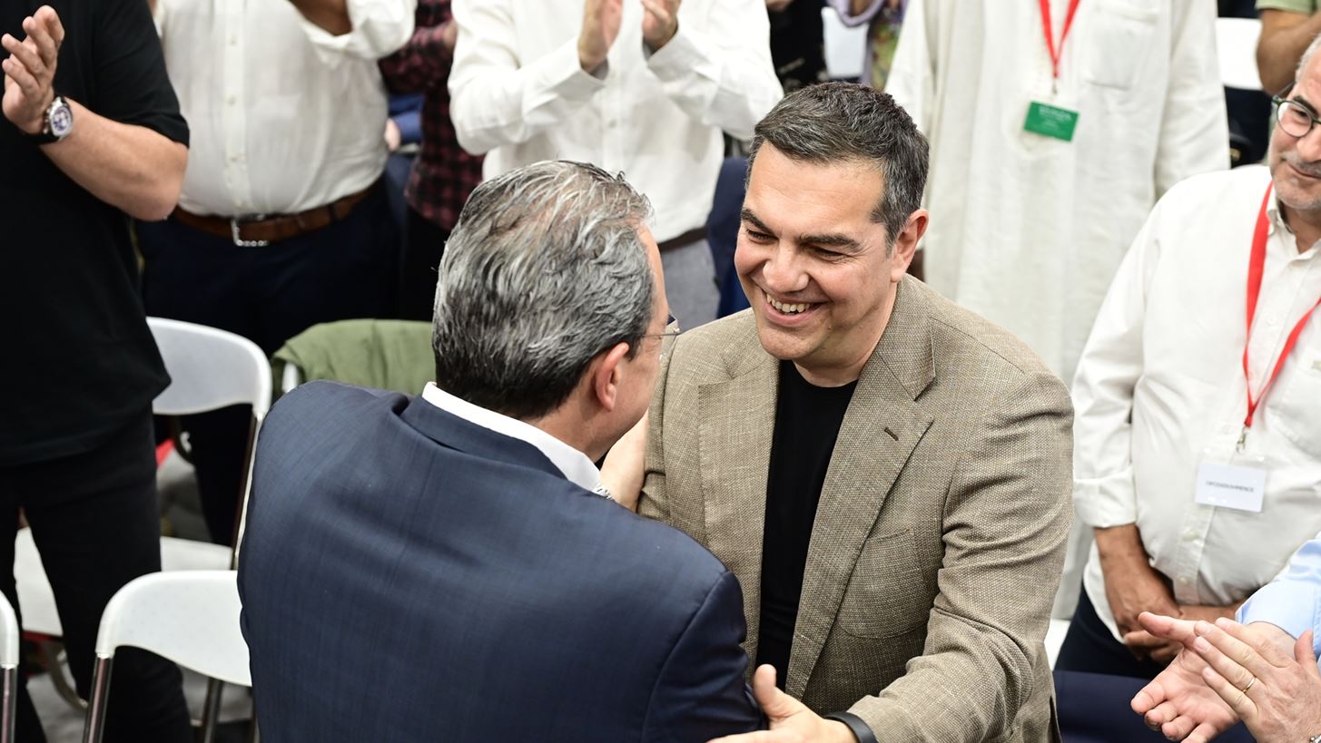 Στην αγκαλιά του Τσίπρα ο ΣΥΡΙΖΑ: Μόνο τρεις διαφώνησαν με την πρόταση Φάμελλου για συμπόρευση - "Απασφάλισε" ο Πολάκης