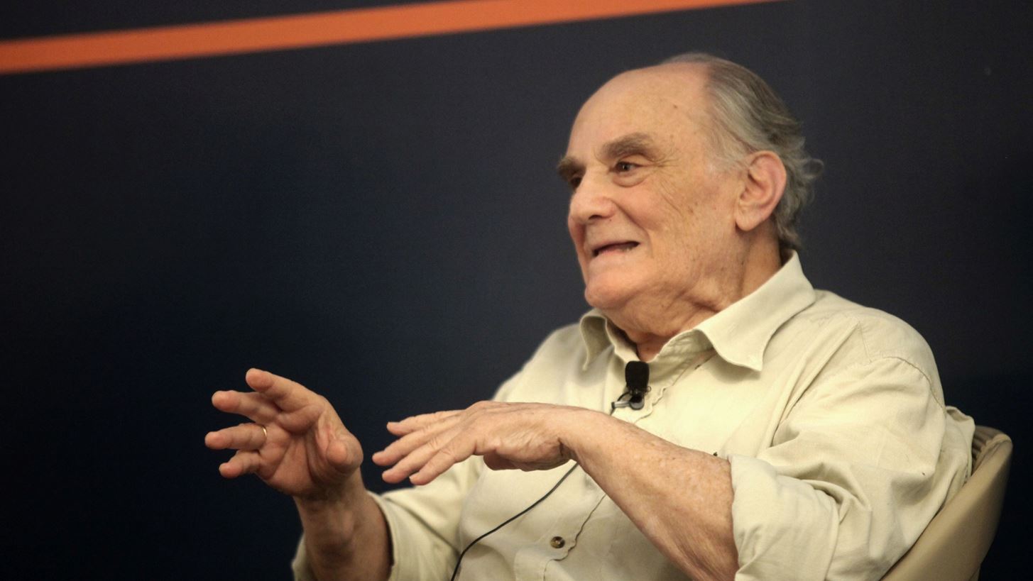 Παρέμβαση Στ. Ράμφου για γάμο ομοφύλων: "Βάση της κοινωνίας η οικογένεια με πατέρα και μητέρα"