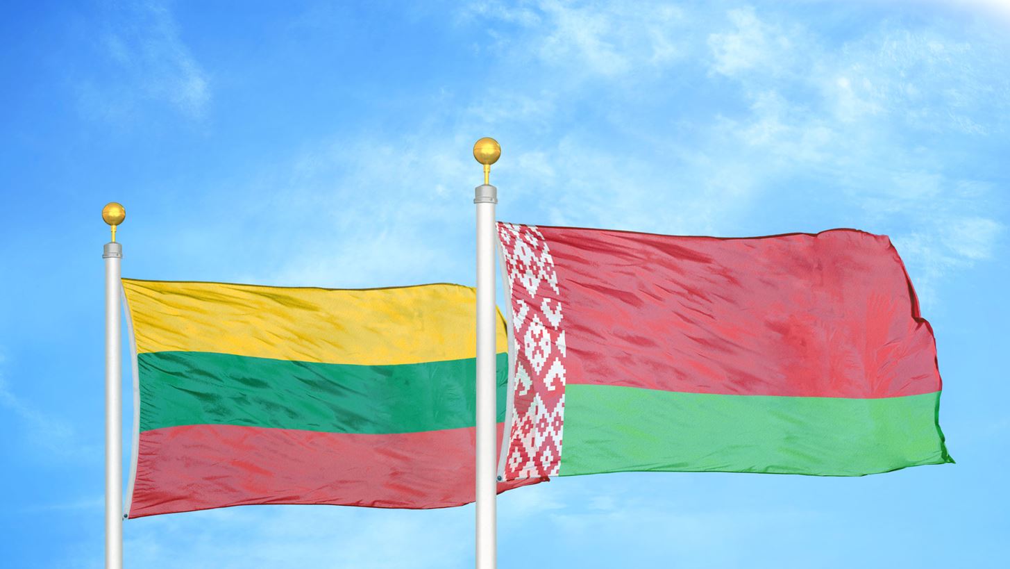 Λιθουανία: Σχεδόν 2.000 νταλίκες έχουν μπλοκαριστεί στη Λευκορωσία, αφού έκλεισαν τα σύνορα των δύο χωρών