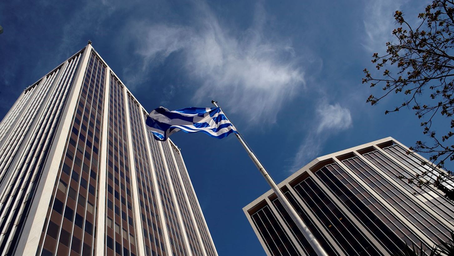 Συναγερμός στην Πυροσβεστική για καπνό σε υπόγειο πάργκινγκ του Πύργου Αθηνών