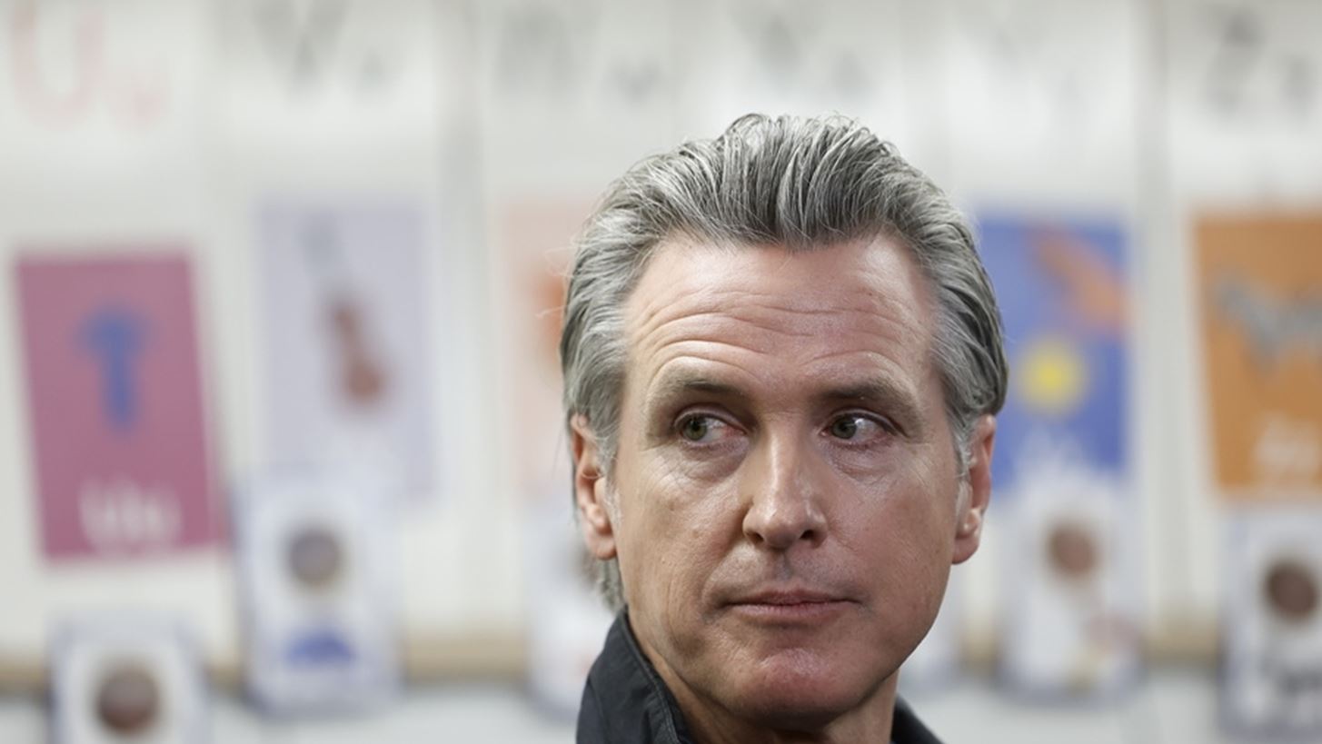 Νιούσομ (κυβερνήτης Καλιφόρνιας) από την COP30: Ο Τραμπ επιμένει στην ανόητη στάση του