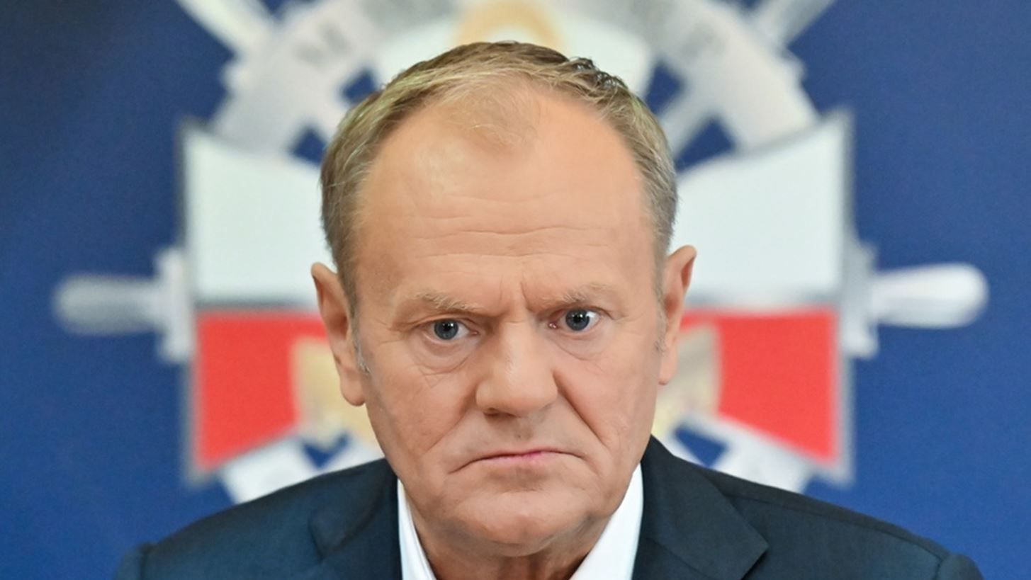 Τουσκ: Δολιοφθορά πίσω από την έκρηξη σε σιδηροδρομική γραμμή στην ανατολική Πολωνία