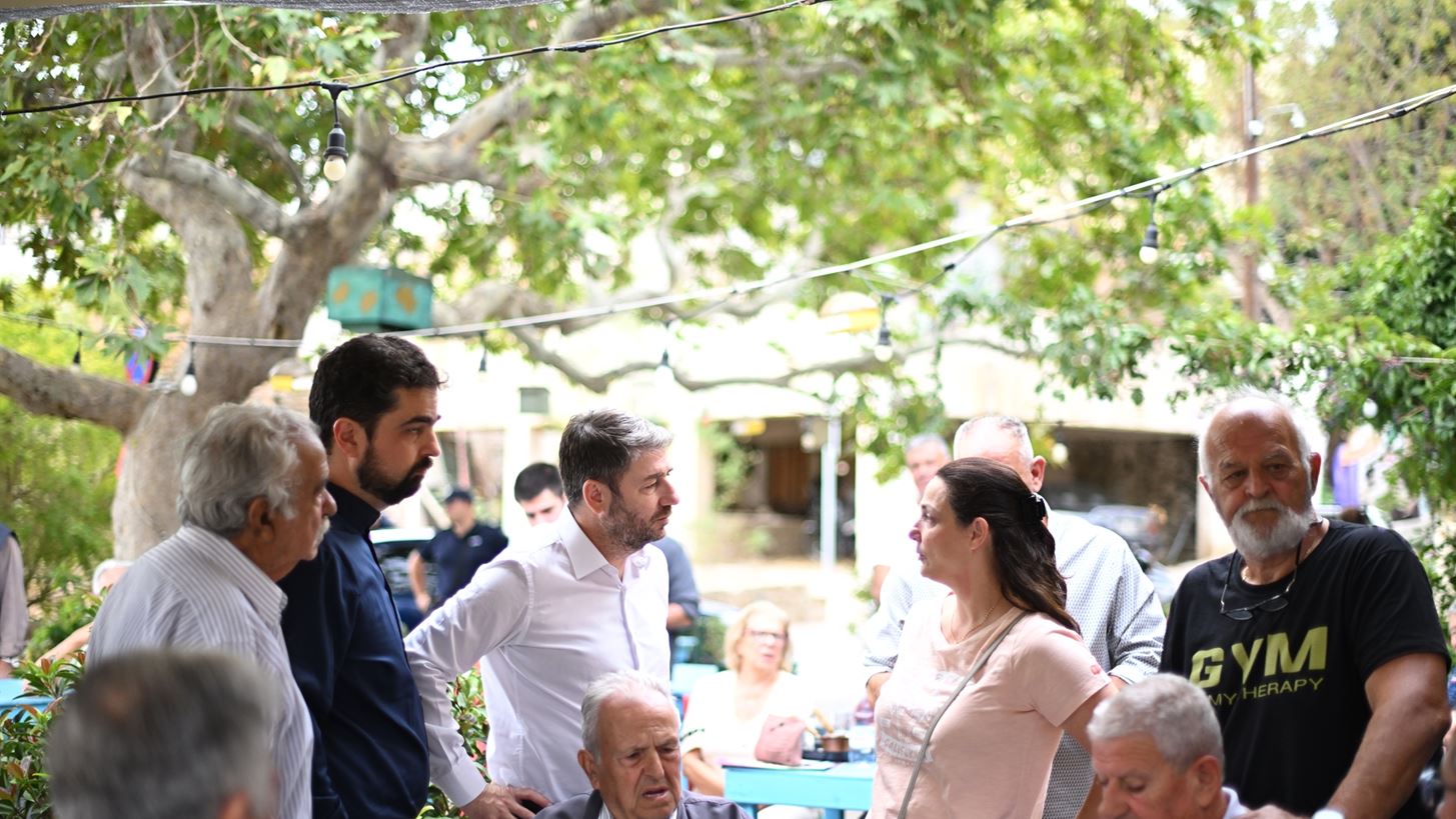 Περιοδεία Ανδρουλάκη στη Θεσσαλία - Ανοίγει διάλογο με τον αγροτικό κόσμο στη Λάρισα