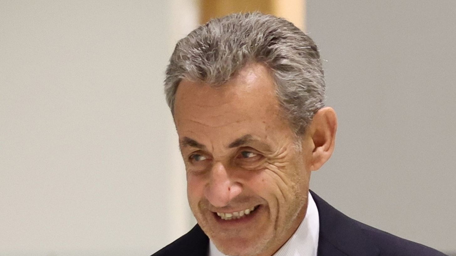 Εκτός φυλακής από σήμερα ο Νικολά Σαρκοζί - Θα τεθεί υπό δικαστική επιτήρηση