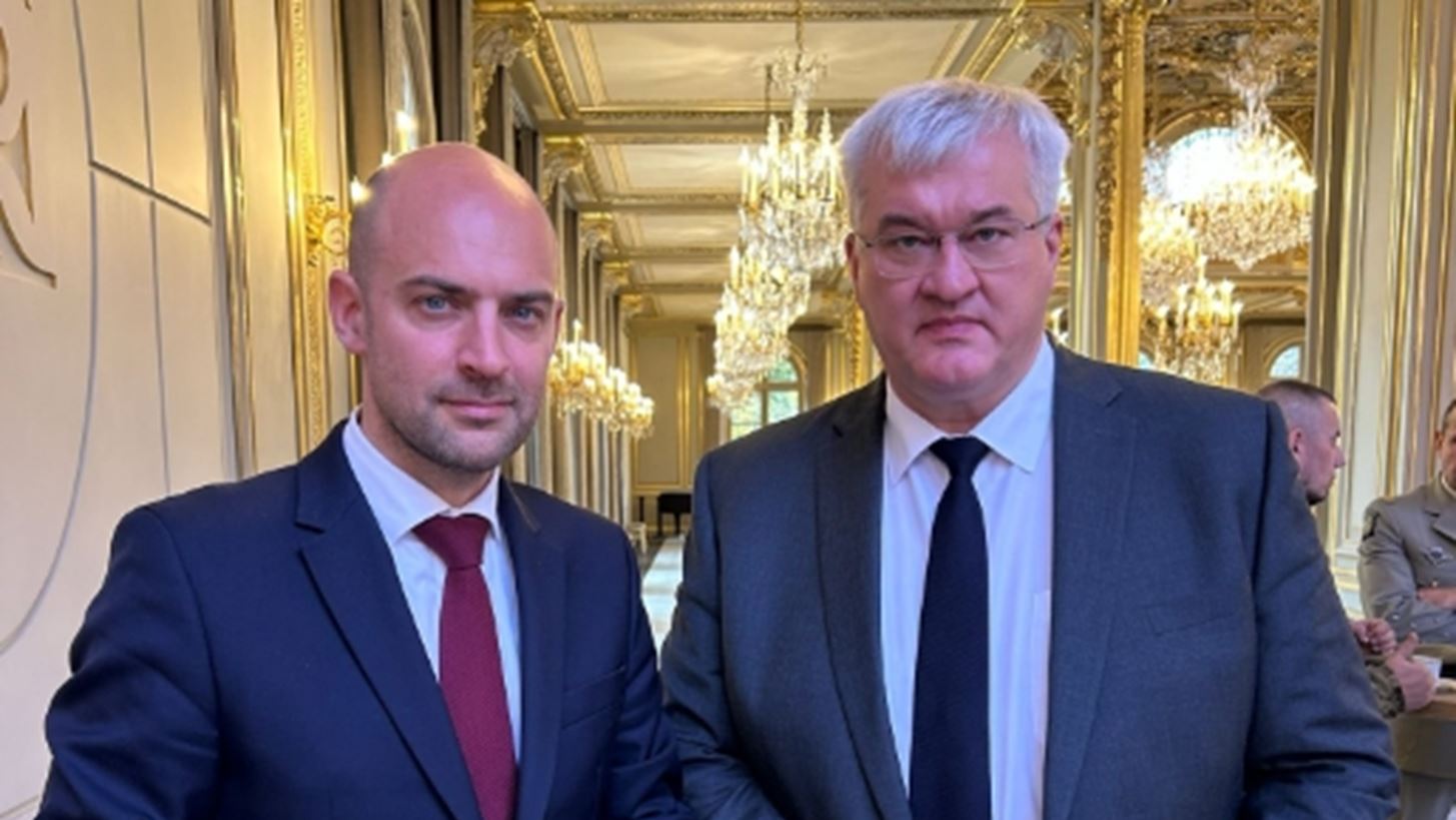 Ουκρανός ΥΠΕΞ: Συζήτηση με τη Γαλλία για χρήση του SAFE σε κοινά έργα με την Ουκρανία