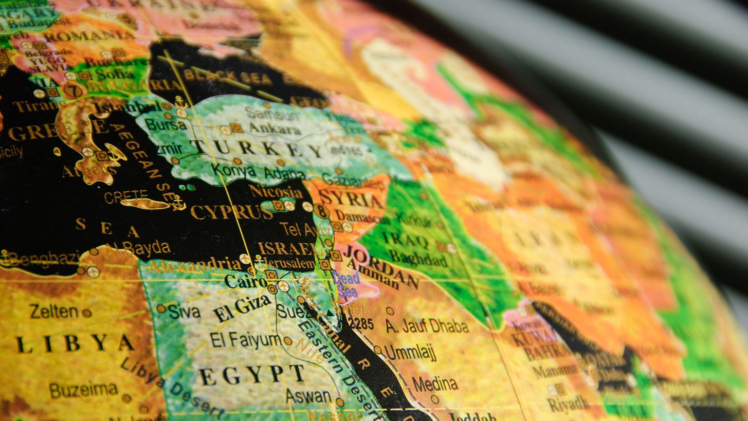 Συμφωνία Αιγύπτου - Κατάρ για ανάπτυξη ακινήτων στις αιγυπτιακές ακτές της Μεσογείου