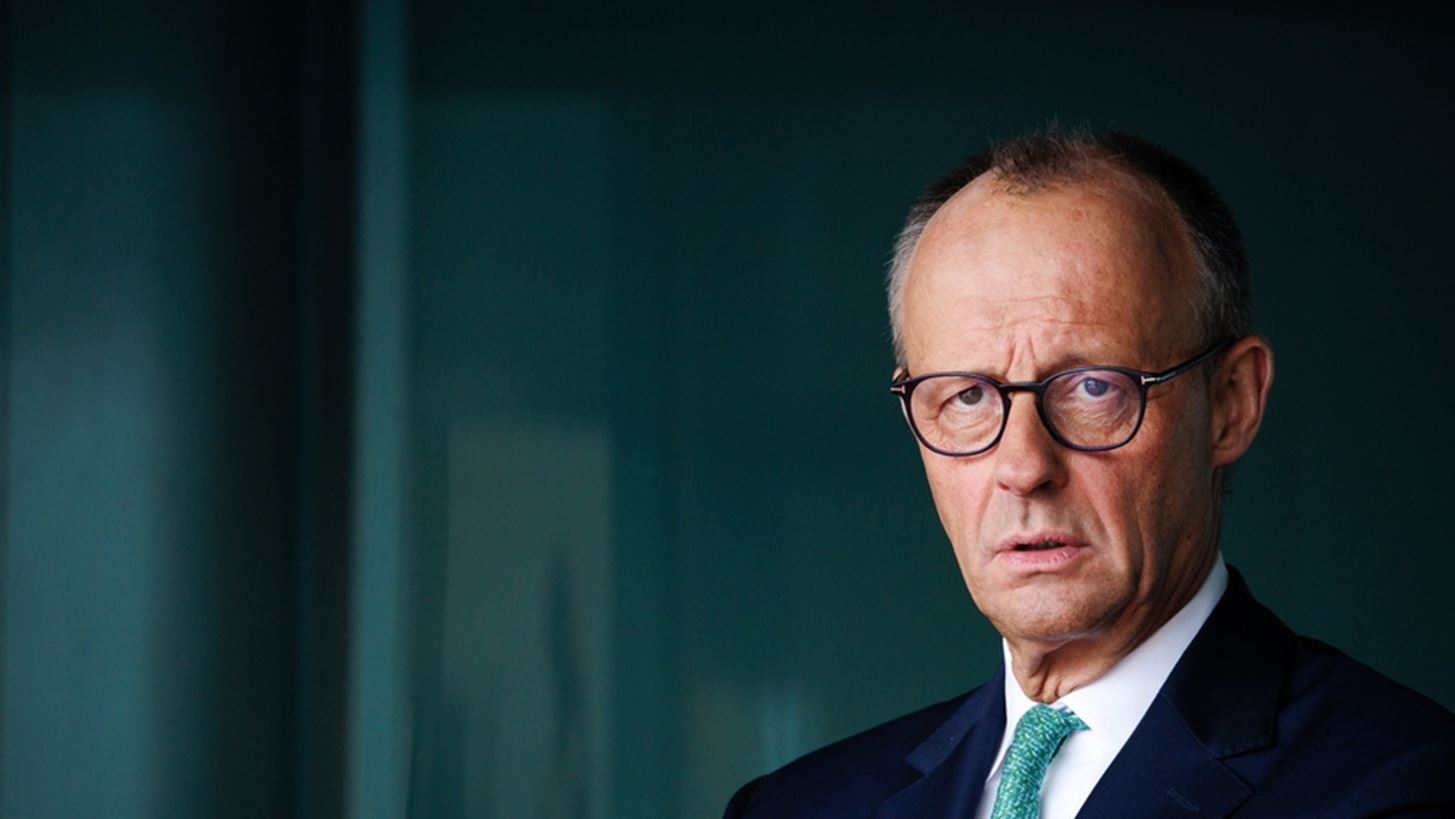 Μερτς και Τουσκ εμβαθύνουν την αμυντική συνεργασία