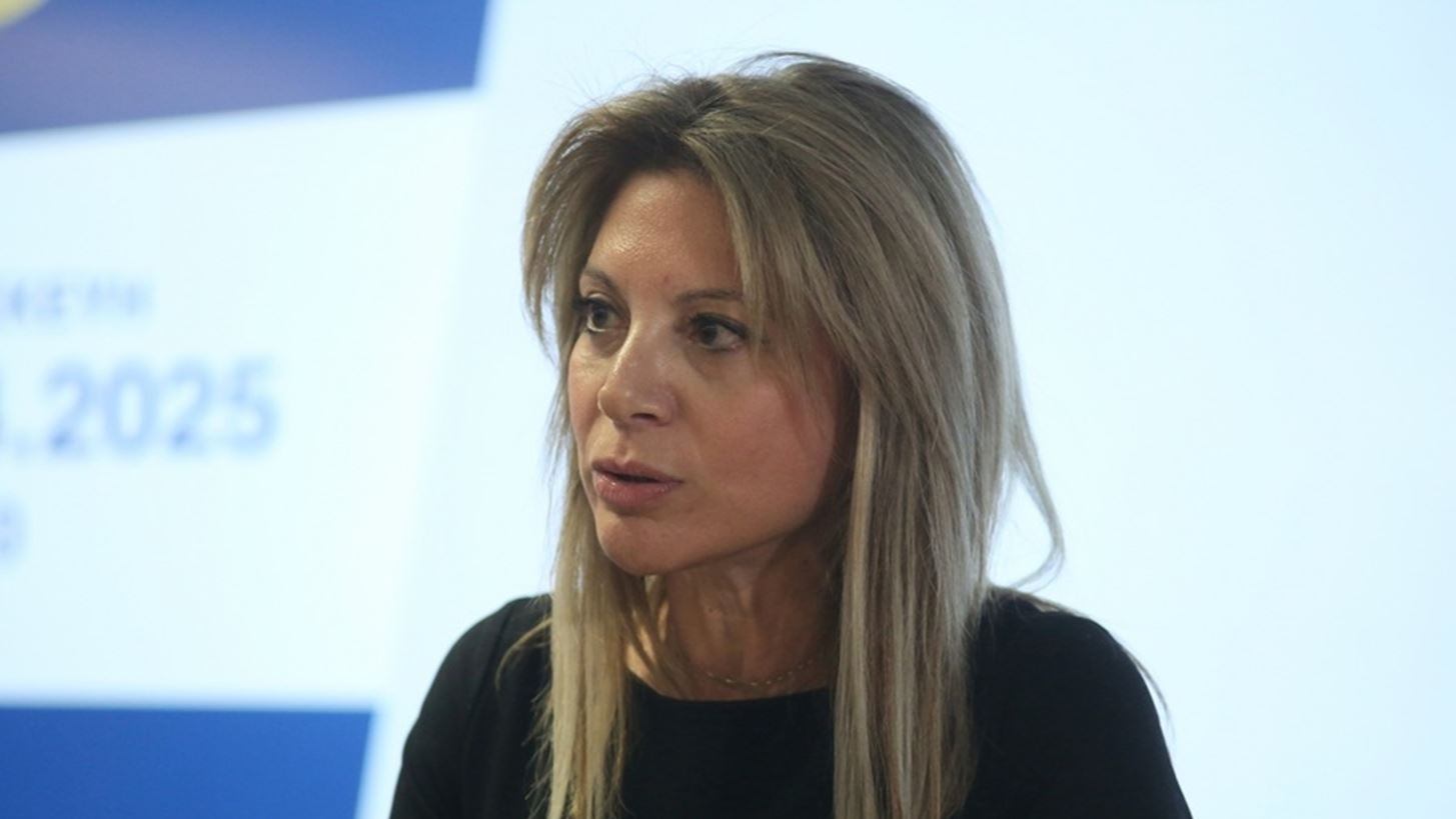 Διαψεύδει η Μ. Καρυστιανού ότι ίδρυσε το κόμμα "Κύμα"