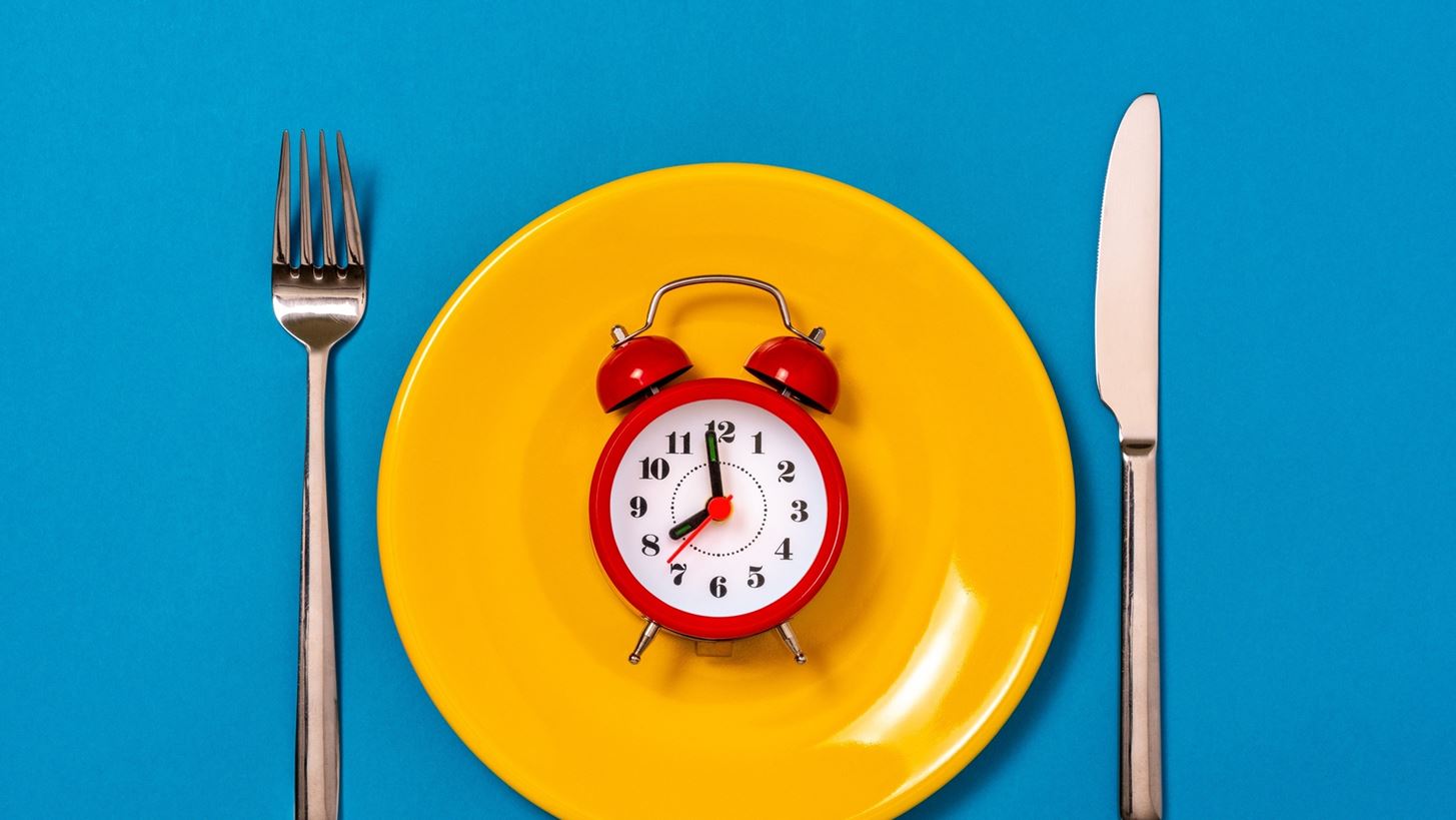 Εναλλασσόμενη νηστεία μέρα παρά μέρα: Ο νέος τρόπος για απώλεια βάρους έχει υπέρ και κατά