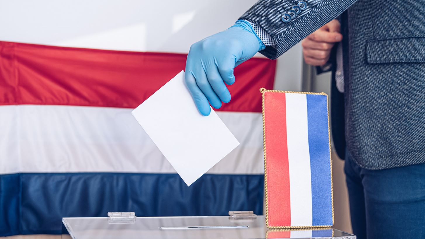 Ολλανδία: Ιστορική ισοπαλία ακροδεξιάς και κεντρώων – Απώλειες για Βίλντερς, πιθανό να αποκλειστεί από την επόμενη κυβέρνηση