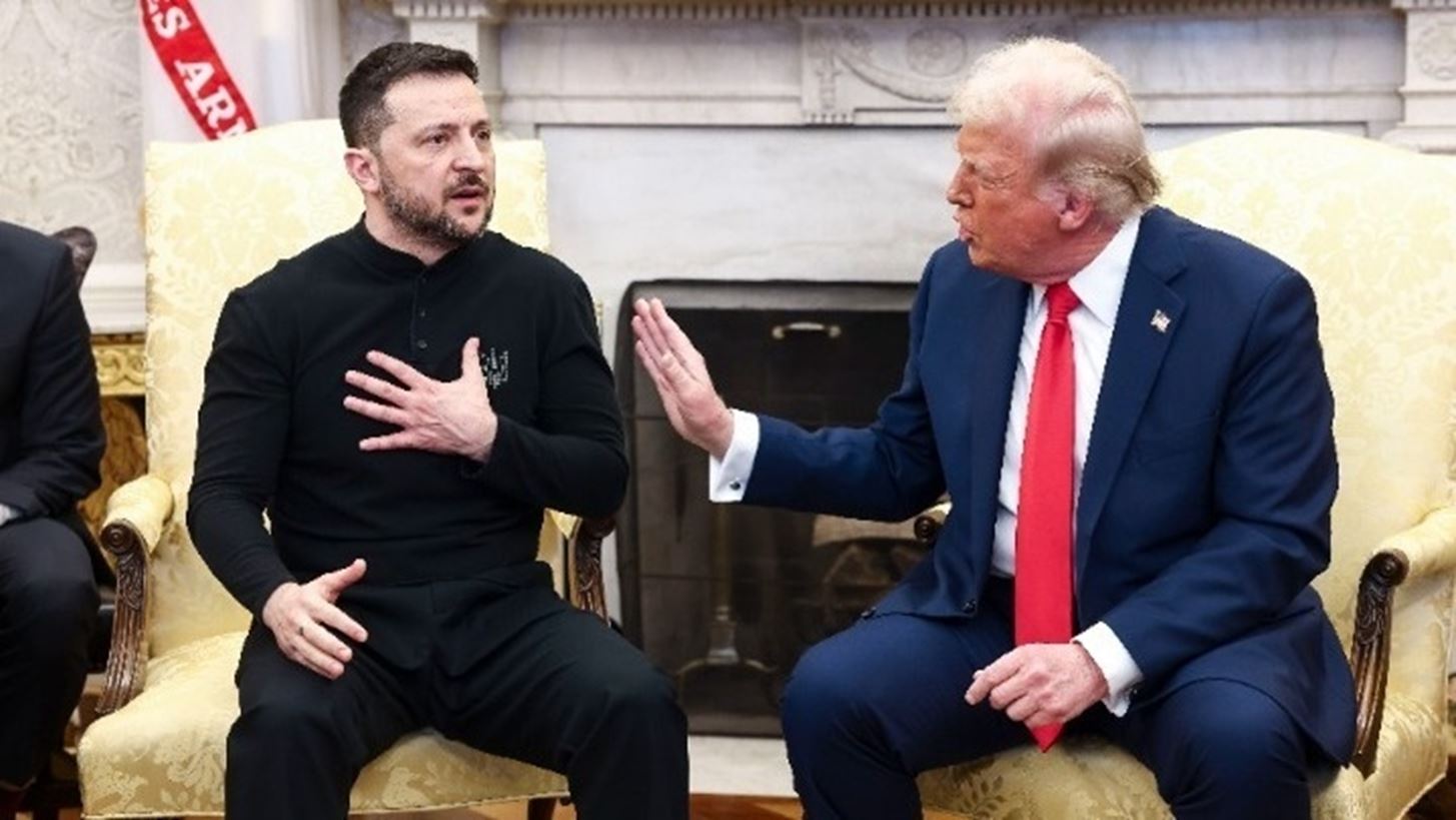 Reuters: Τελεσίγραφο Τραμπ σε Ζελένσκι - "Υπογράψτε ειρήνευση με τη Ρωσία ως την επόμενη Πέμπτη, αλλιώς τέλος σε πληροφορίες και όπλα"