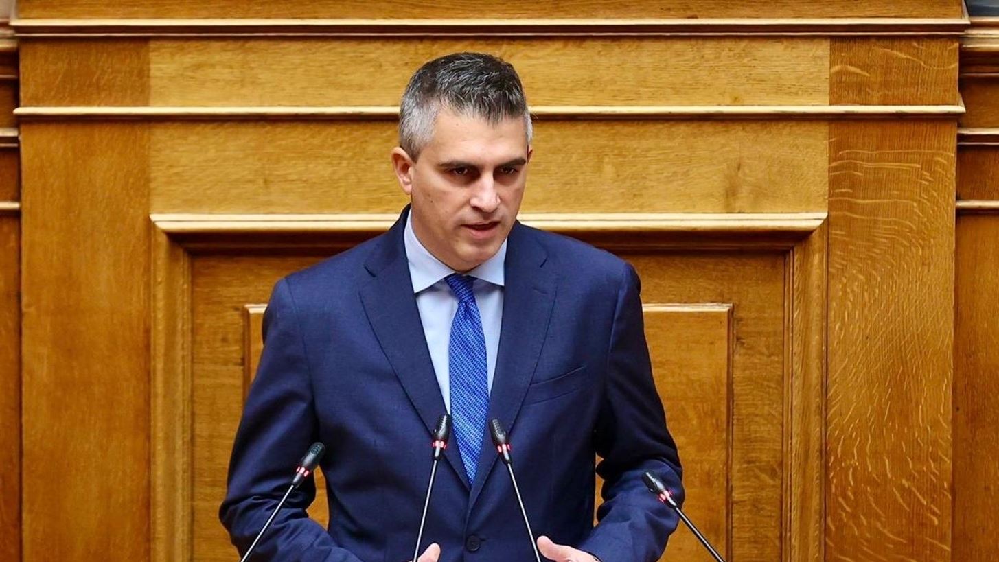Βουλή: Κυρώθηκαν οι συμβάσεις για την Εγνατία οδό, την Αττική οδό και το αεροδρόμιο Καστελίου