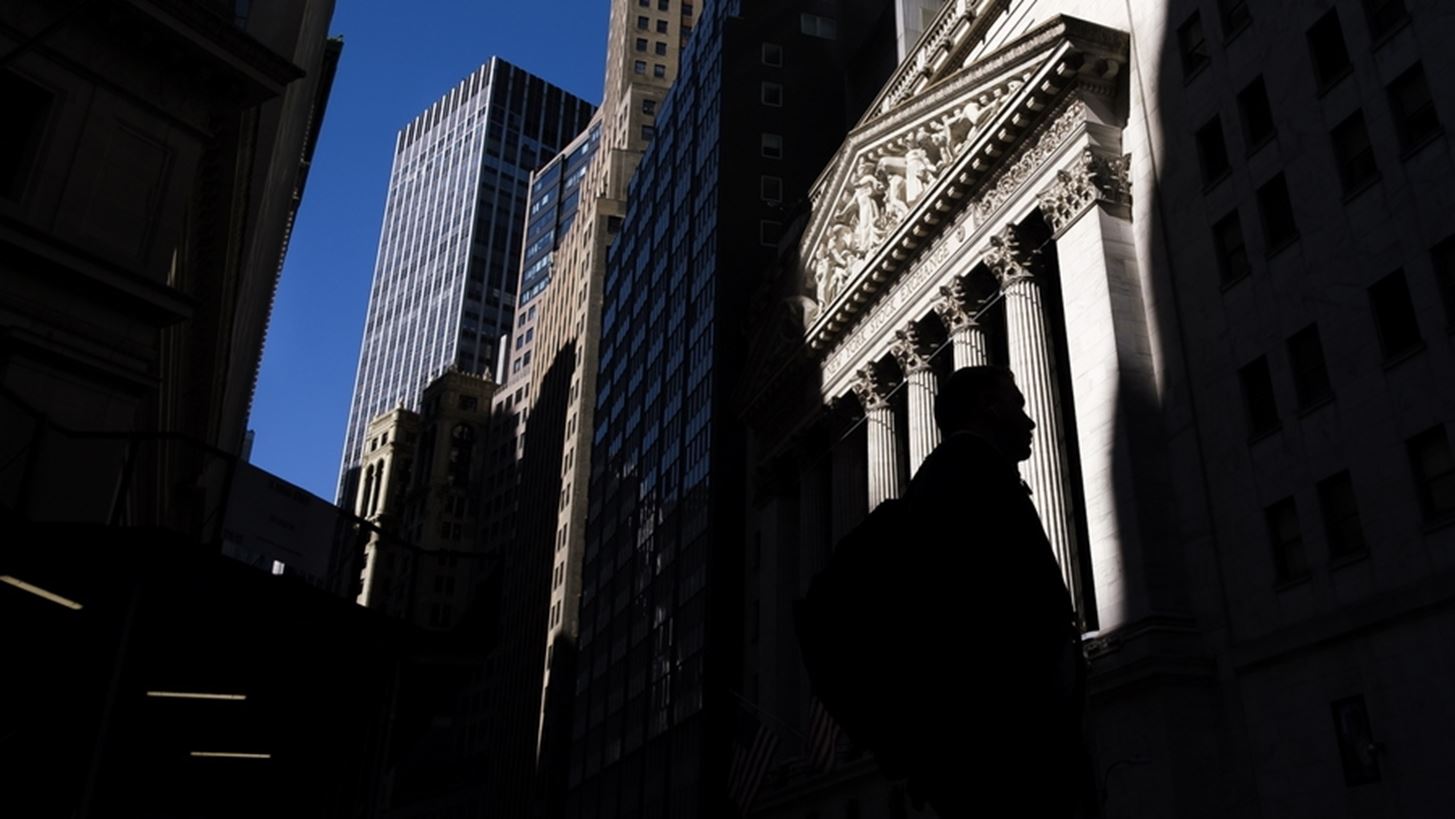 Wall Street: Κόκκινα ταμπλό και τριήμερο σερί απωλειών για Dow