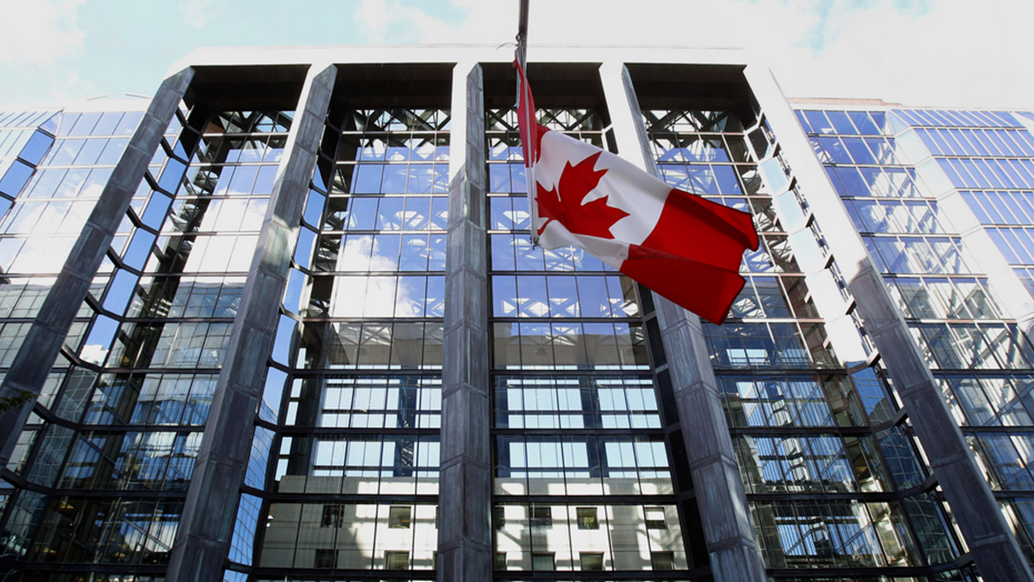 Τράπεζα του Καναδά: Αμετάβλητα τα επιτόκια με την οικονομία "ανθεκτική" απέναντι στους αμερικανικούς δασμούς