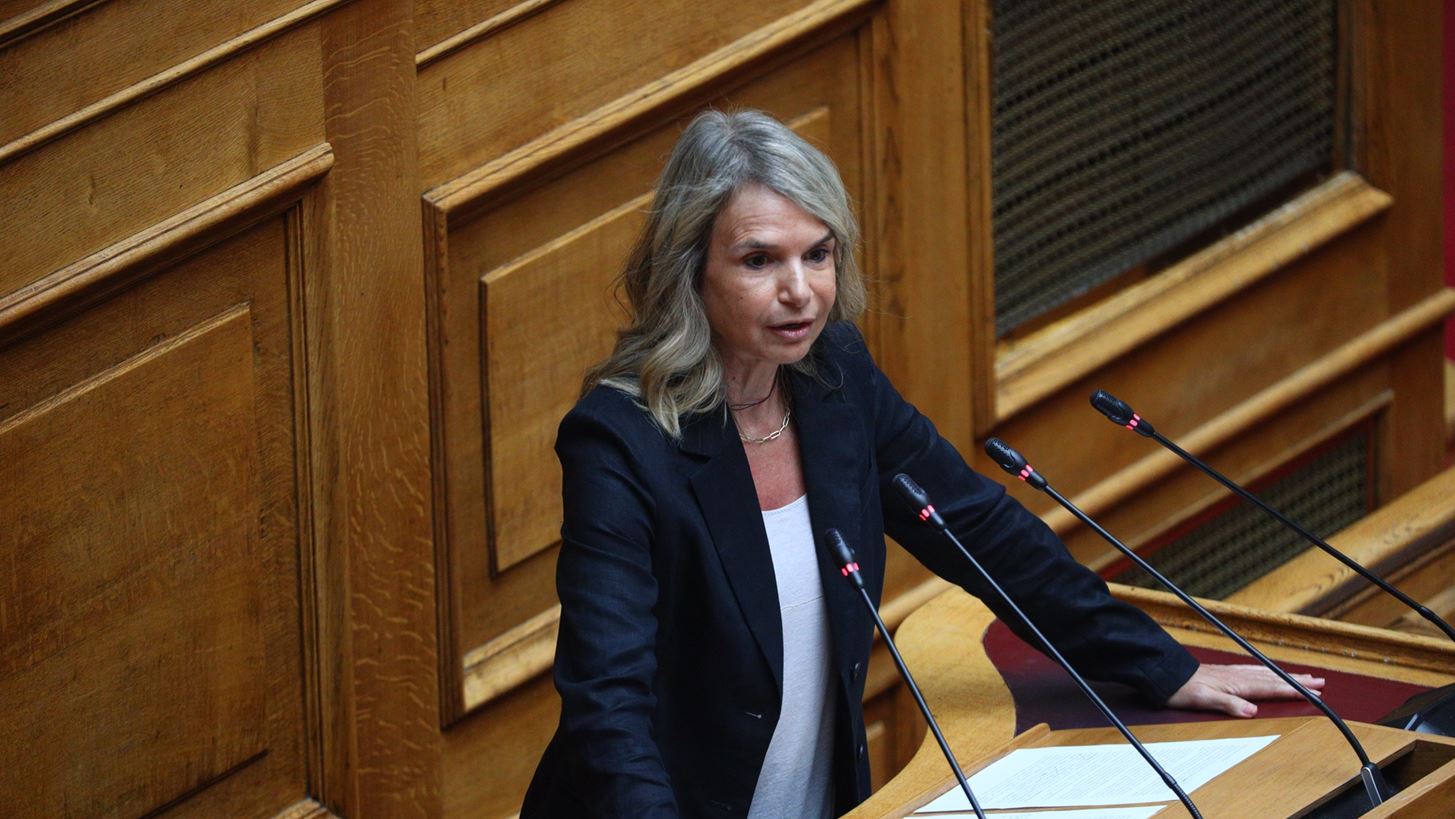 Μ. Αποστολάκη: Το ΠΑΣΟΚ θα καταψηφίσει την τροπολογία για το μνημείο του Άγνωστου Στρατιώτη