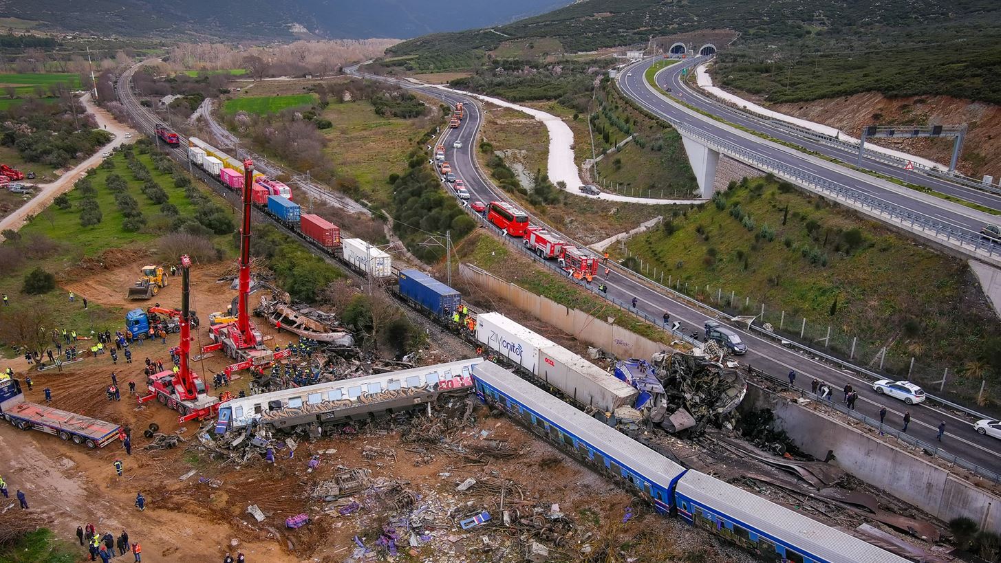 Δήλωση 31 συγγενών θυμάτων των Τεμπών: Θα δηλώσουμε Παράσταση προς Υποστήριξη της Κατηγορίας στην δίκη των δύο ελεγκτών Δημόσιας Διοίκησης για παράβαση καθήκοντος
