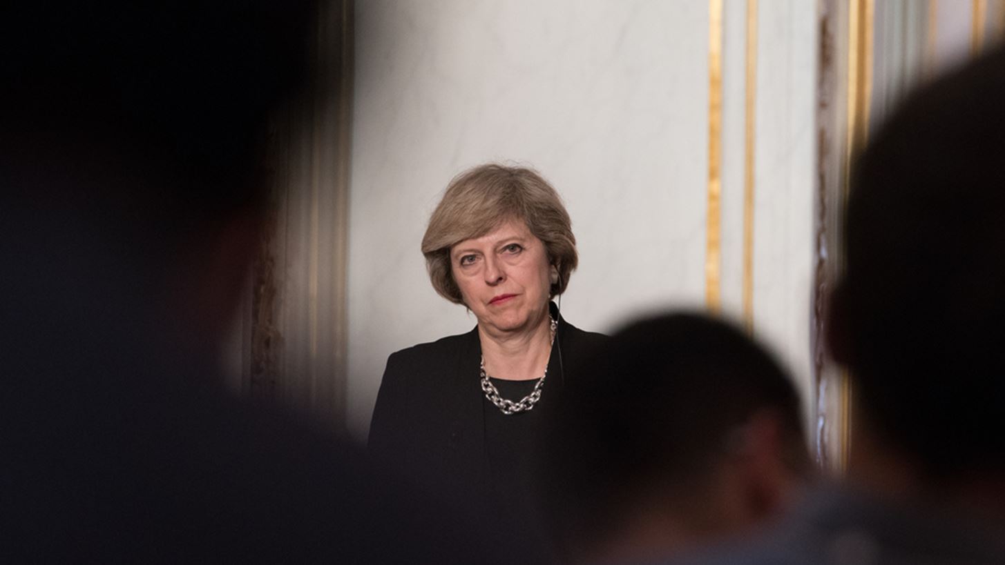 Διαρροή αποκαλύπτει τι πραγματικά πιστεύει η Theresa May για το Brexit