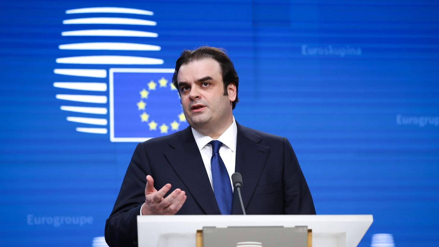 "Ακόμη και η Γερμανία τον στήριξε" - Τι γράφει ο γερμανικός Τύπος για την εκλογή Πιερρακάκη στο Eurogroup