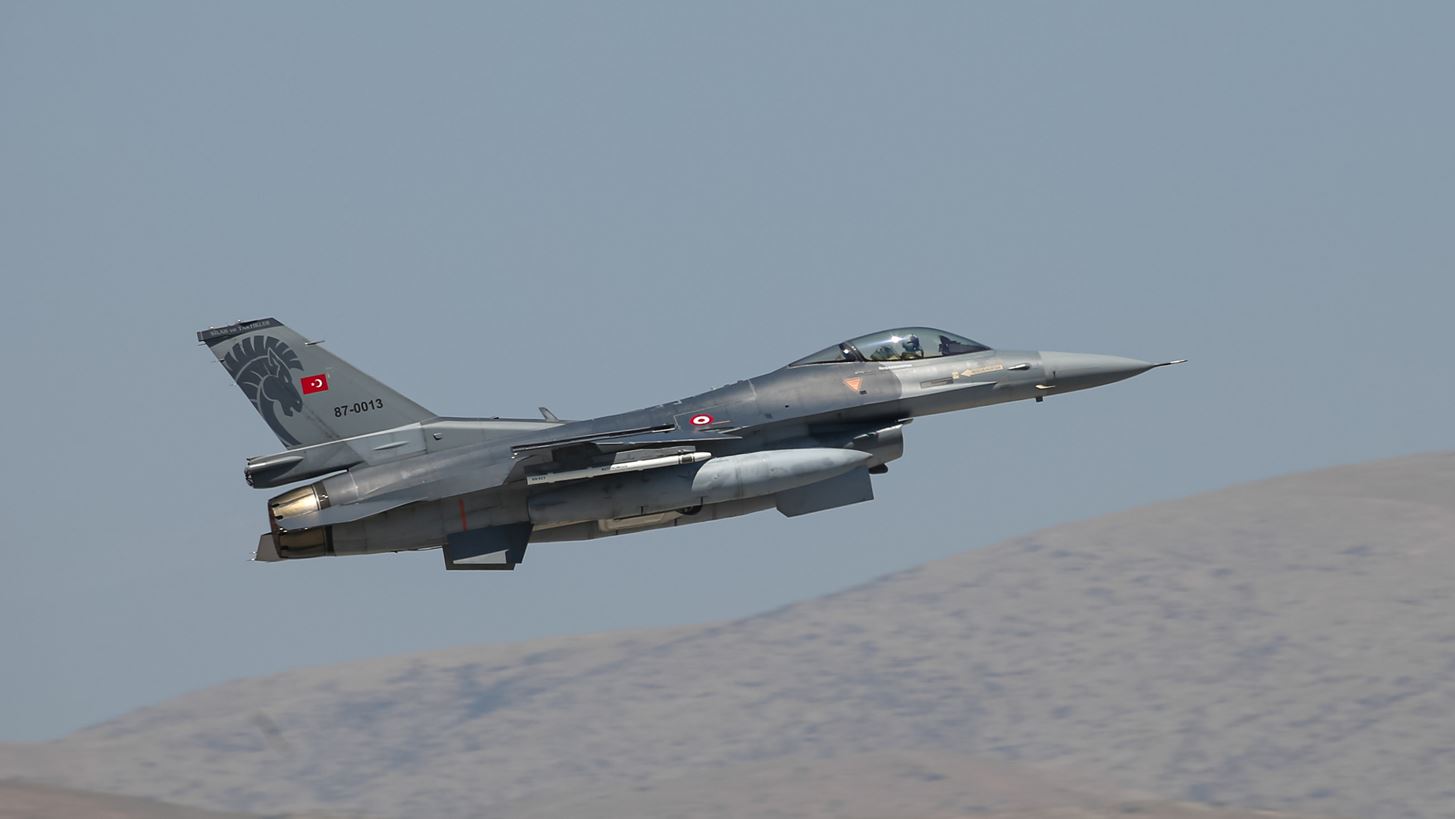 Τουρκική πρόκληση στην Κύπρο: F-16 παραβίασαν τον εναέριο χώρο