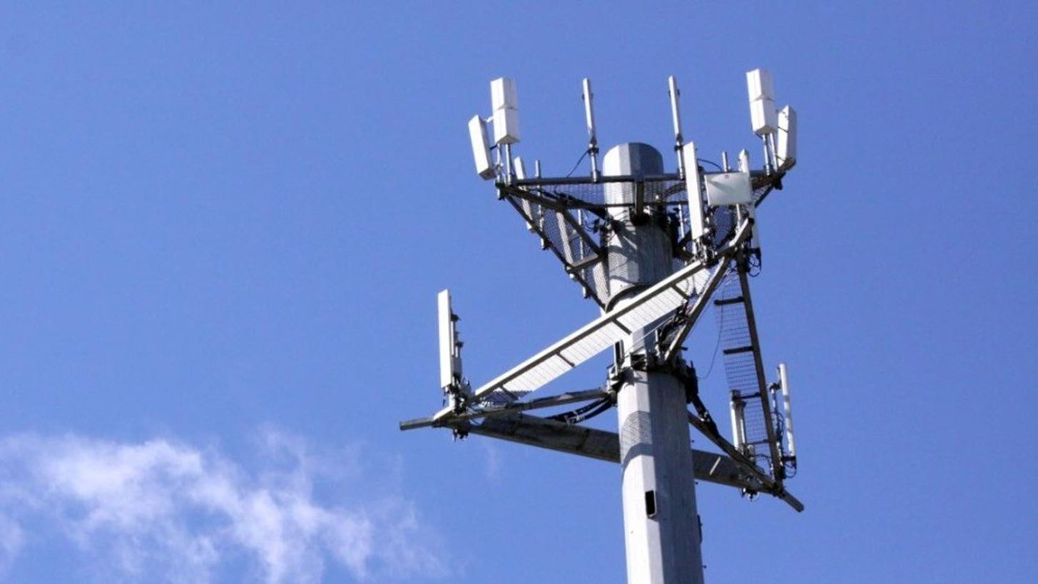 Τηλεπικοινωνίες: Σταθερά αυξητικές οι συνδέσεις συμβολαίου, πτώση για την καρτοκινητή