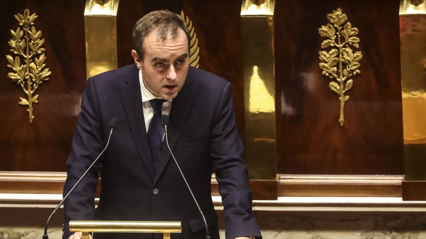 Λεκορνί: Αναστολή της μεταρρύθμισης του συνταξιοδοτικού μέχρι τις προεδρικές εκλογές του 2027