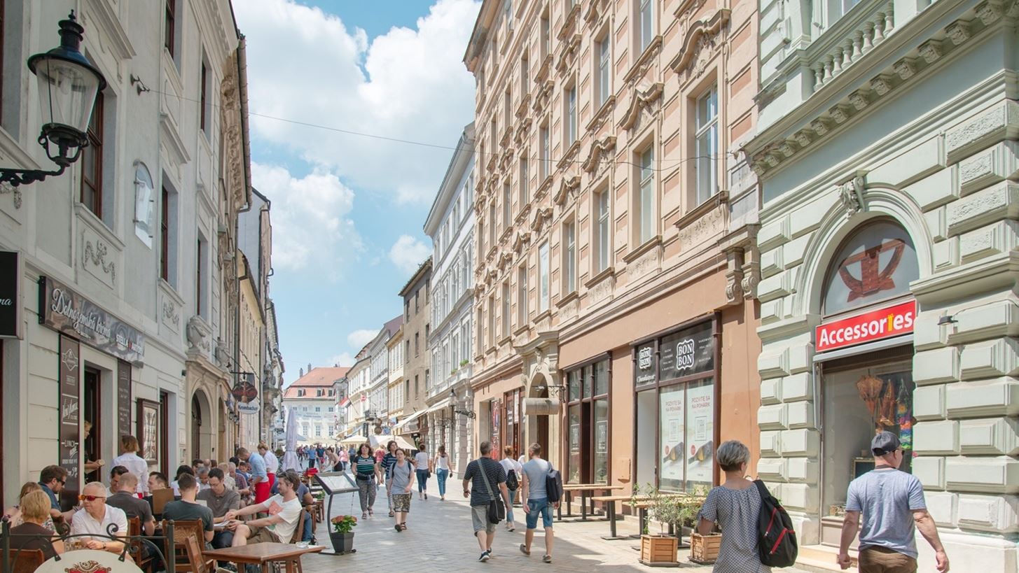 Όριο ταχύτητας για τους...πεζούς θεσπίζει η Σλοβακία