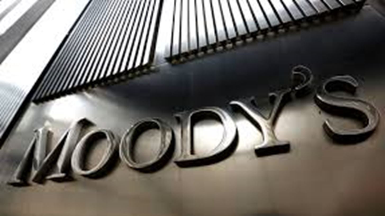 Moody's: Σταθερή αλλά υποτονική η παγκόσμια ανάπτυξη - Οι γεωπολιτικοί κίνδυνοι και η φούσκα της ΑΙ
