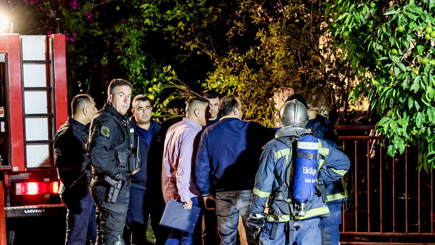 Οικογενειακό δράμα πίσω από την πυρκαγιά στο Ηράκλειο - Νεκρή μητέρα και γιος, στο νοσοκομείο ο δεύτερος γιος