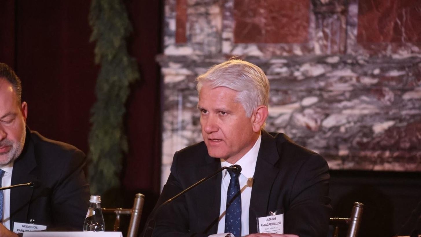 Λάζαρος Παπαγαρυφάλλου: "Πρότυπο ευρωπαϊκής διασυνοριακής συνεργασίας η συμμαχία Alpha Bank και UniCredit"