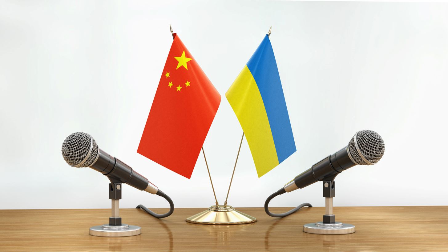 Ο υφυπουργός Εξωτερικών συζήτησε για τη ρωσική εισβολή με Κινέζο αξιωματούχο