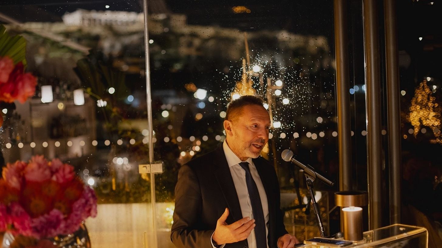 Μήνυμα αισιοδοξίας για τις προοπτικές του ελληνικού τουρισμού από τον διοικητή της ΤτΕ