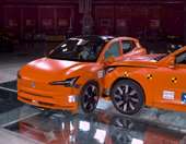 Volvo EX90 εναντίον EX30: Τι συνέβη όταν το μεγάλο SUV συγκρούστηκε με το μικρό (video)